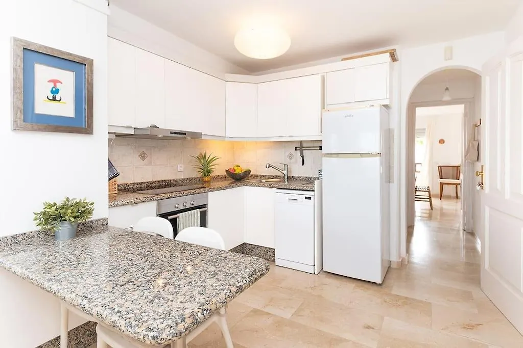 Апартаменты Seaview In La Caleta Адехе