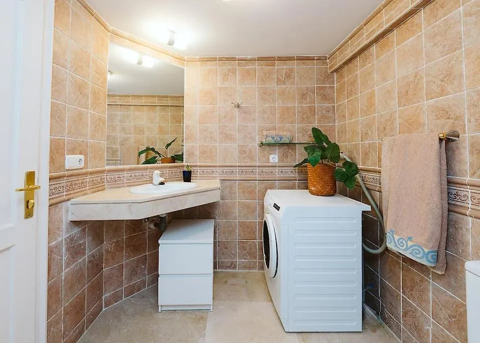 Апартаменты Seaview In La Caleta Адехе